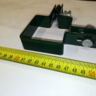 Хомут металлический угловой для столба квадратного сечения 60х60мм (RAL6005)